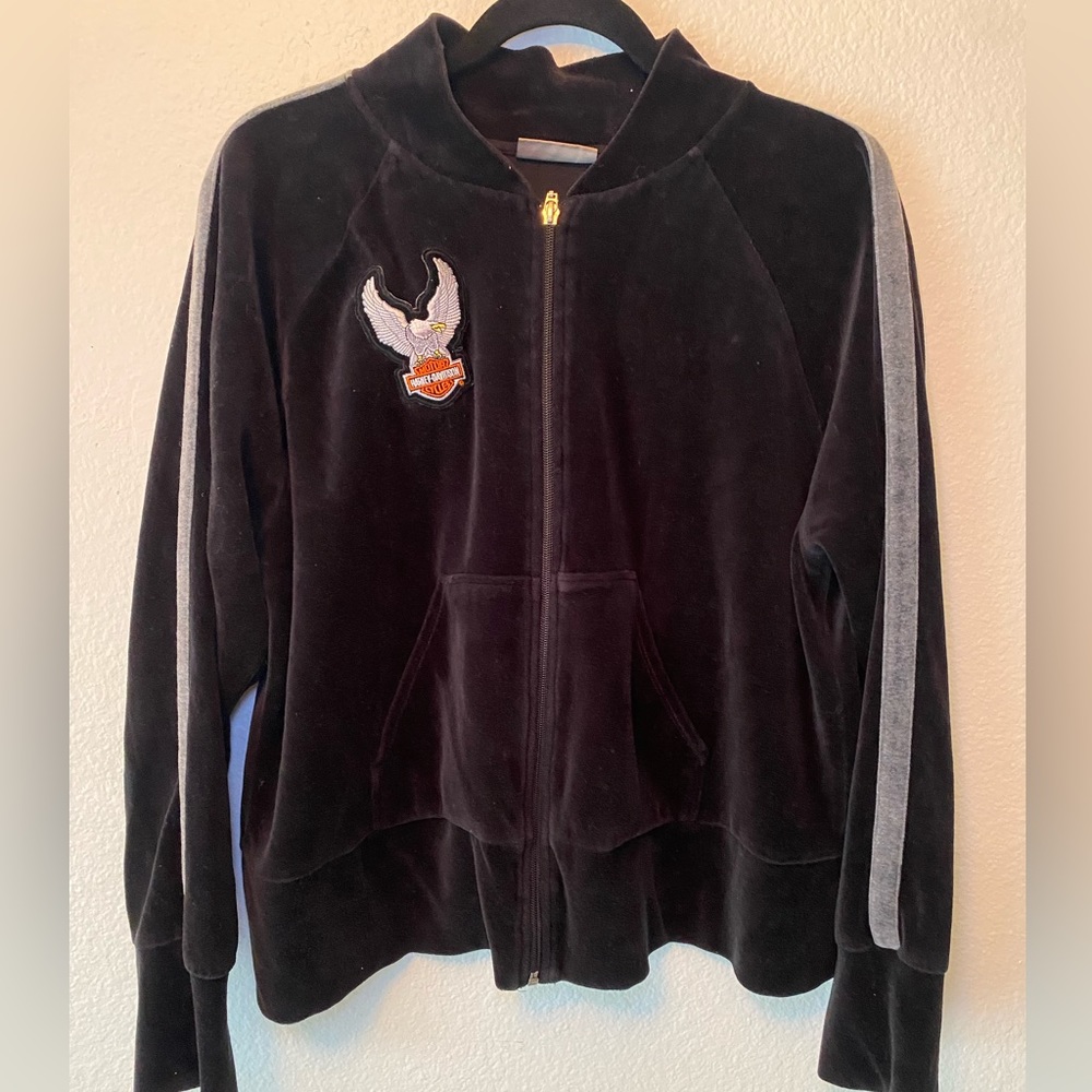 Black Harvey-Davidson sweater